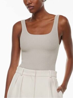 K028 ARITZIA BABATON Sculpt Knit Squareneck